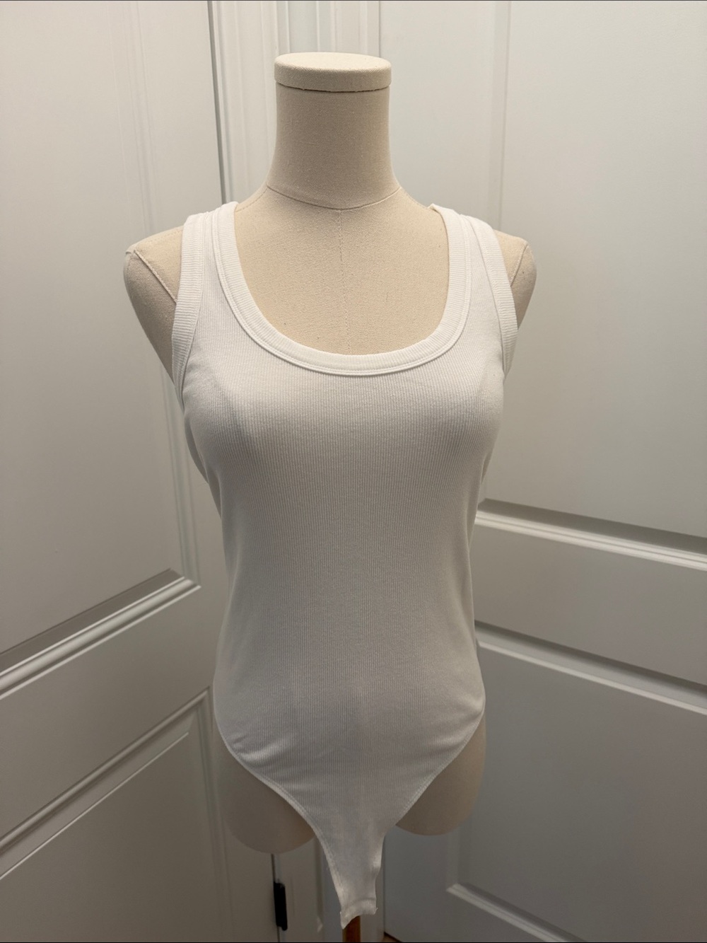 mittoshop White Ribbed Scoop Neck Bodysuit
